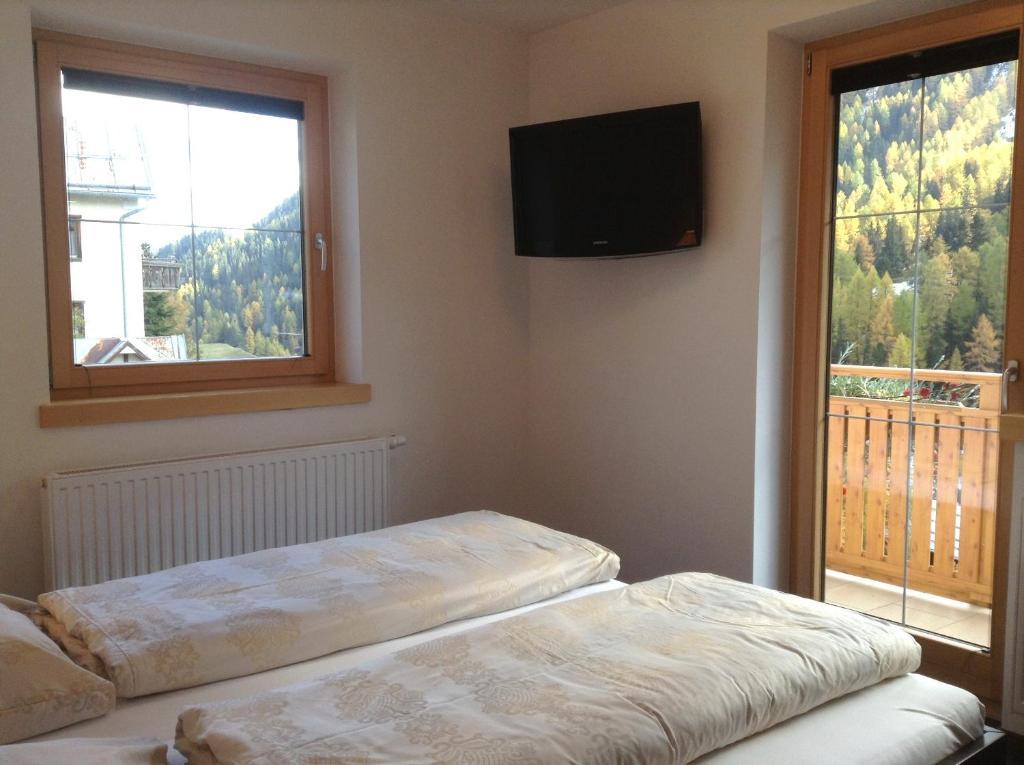 Chasa Sulai Appartements Samnaun Quarto foto